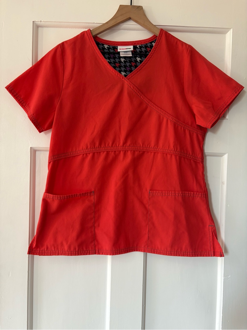 Scrubstar Scrub Top Women's Orange V-Neck Medical Doctor Dentist Nurse S